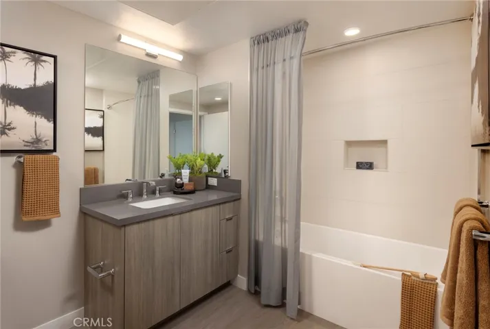 511 S Harbor 728, San Pedro, California 90731