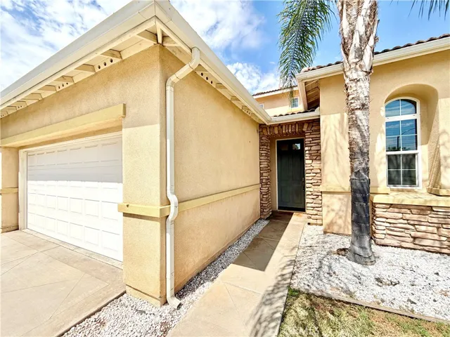 29998 Couples Avenue, Murrieta, California 92563