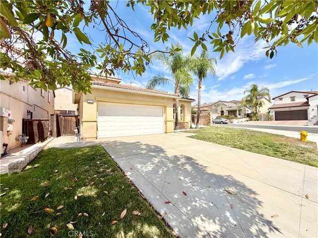 29998 Couples Avenue, Murrieta, California 92563