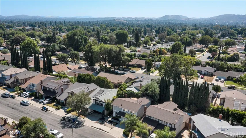 8109 Hanna, Canoga Park, California 91304