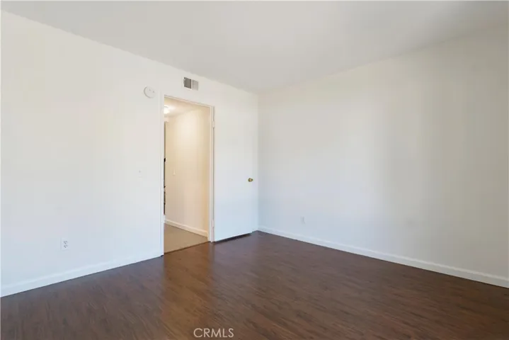 8109 Hanna, Canoga Park, California 91304