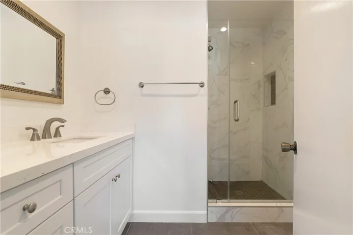 8109 Hanna, Canoga Park, California 91304
