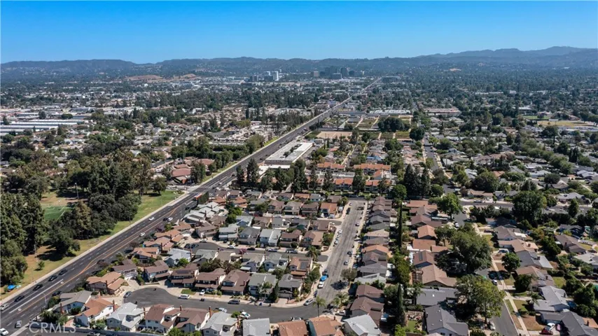 8109 Hanna, Canoga Park, California 91304