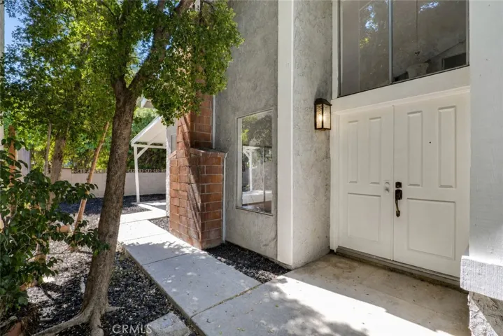 8109 Hanna, Canoga Park, California 91304