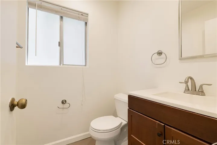 8109 Hanna, Canoga Park, California 91304