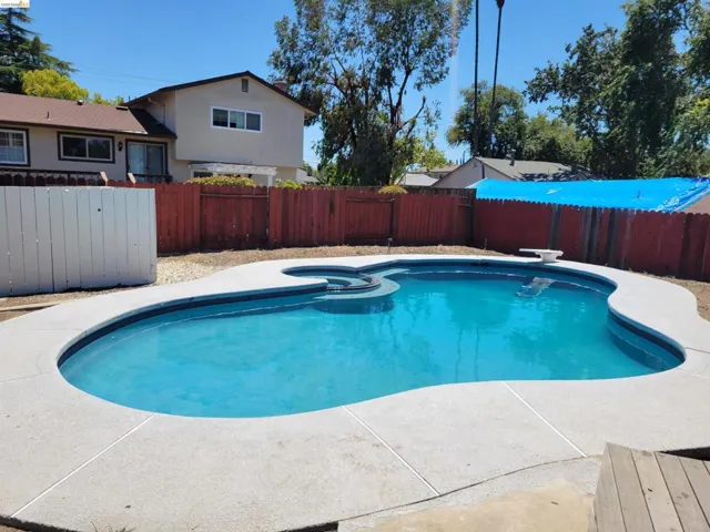 2210 Sierra, Concord, California 94518