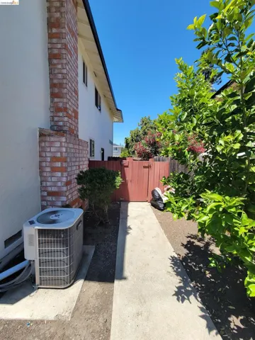 2210 Sierra, Concord, California 94518