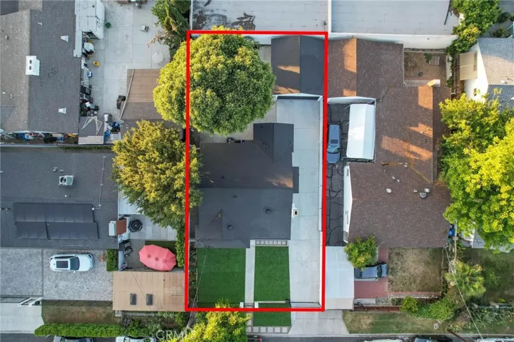 15445 Archwood Street, Van Nuys, California 91406