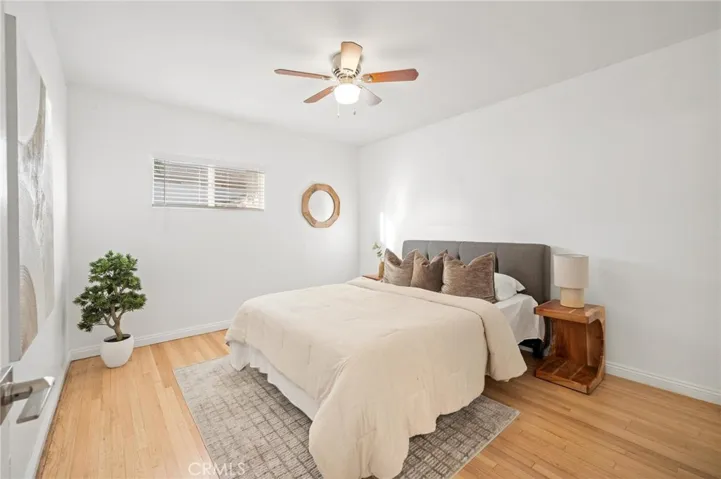 15445 Archwood Street, Van Nuys, California 91406