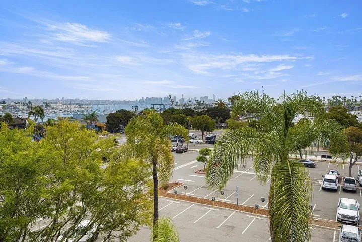 1150 Anchorage Lane 408, San Diego, California 92106