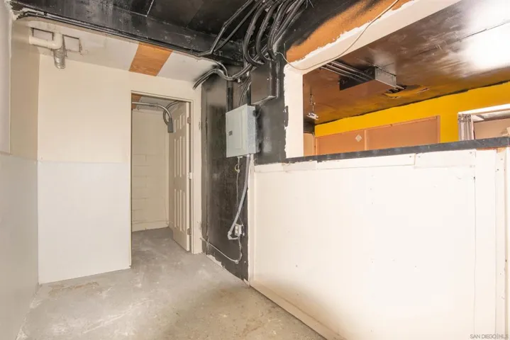 525 Evans Pl. Unit A, San Diego, California 92103