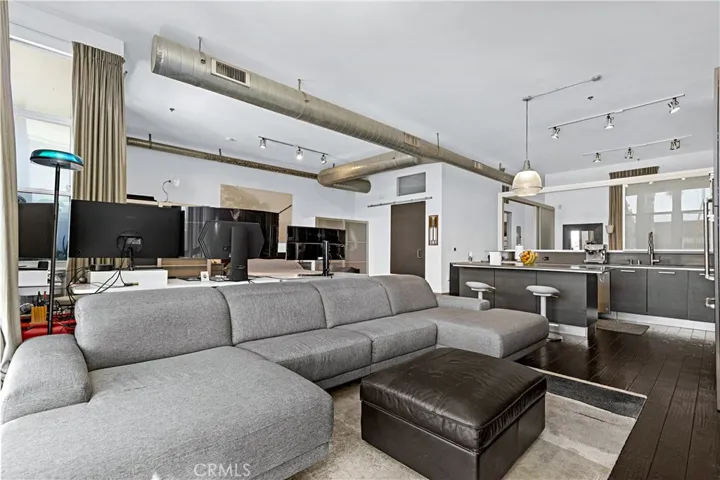 13320 Beach 203, Los Angeles, California 90292