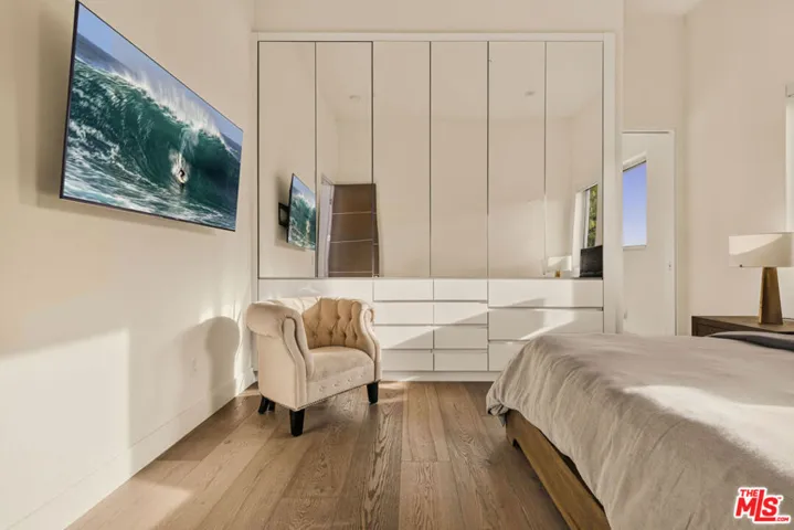 10715 Yerba Buena Road, Malibu, California 90265