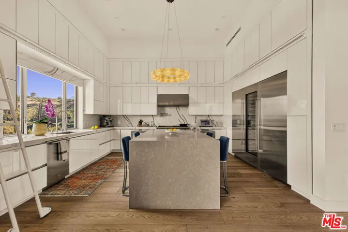 10715 Yerba Buena Road, Malibu, California 90265