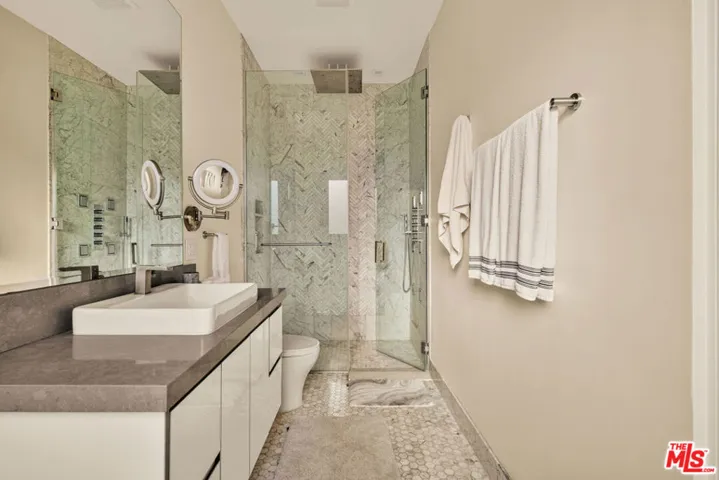 10715 Yerba Buena Road, Malibu, California 90265