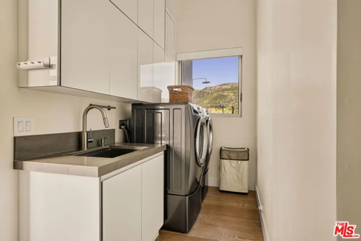 10715 Yerba Buena Road, Malibu, California 90265