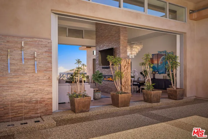10715 Yerba Buena Road, Malibu, California 90265
