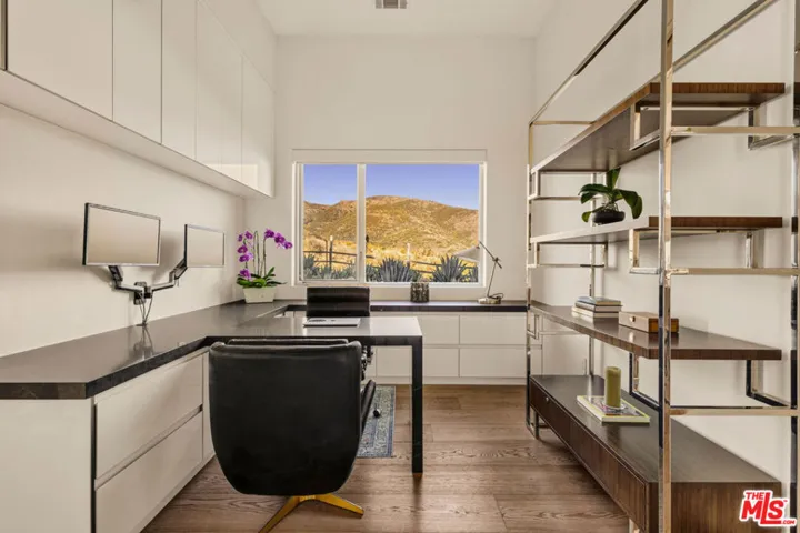 10715 Yerba Buena Road, Malibu, California 90265