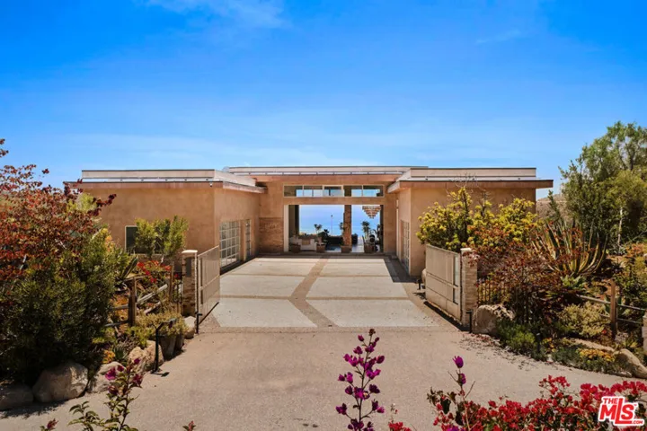 10715 Yerba Buena Road, Malibu, California 90265