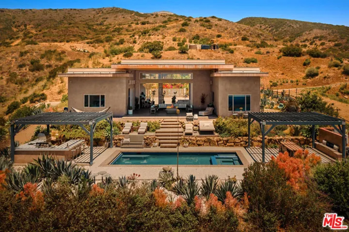 10715 Yerba Buena Road, Malibu, California 90265