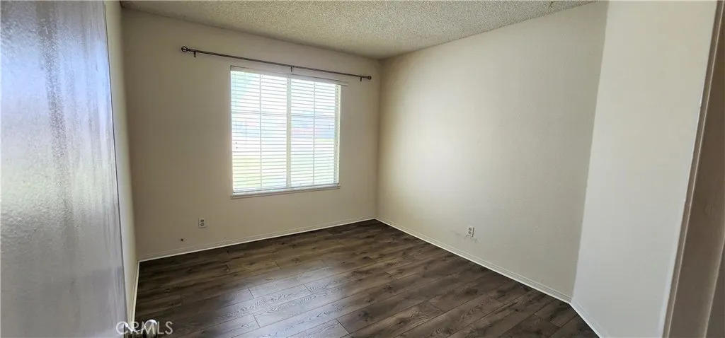 3219 W Avenue J4, Lancaster, California 93536