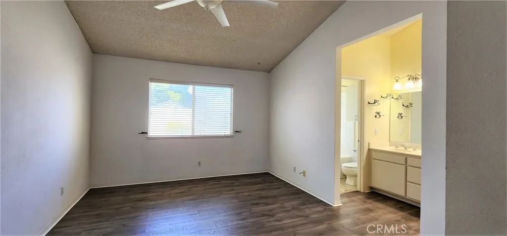 3219 W Avenue J4, Lancaster, California 93536