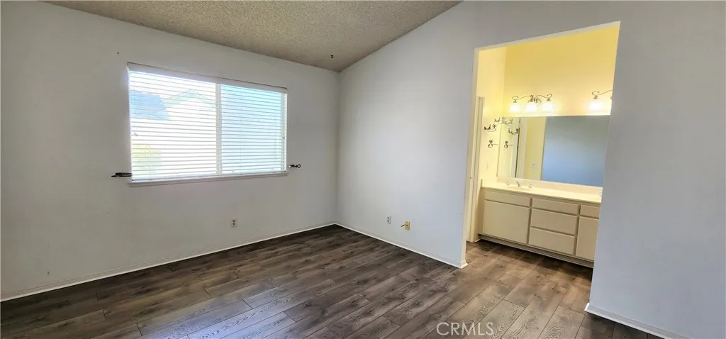 3219 W Avenue J4, Lancaster, California 93536