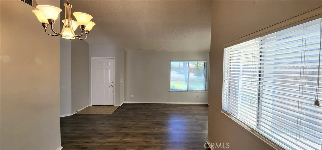3219 W Avenue J4, Lancaster, California 93536