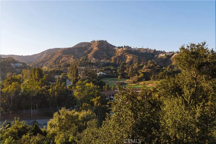 2791 Saint Gregory Road, Glendale, California 91206