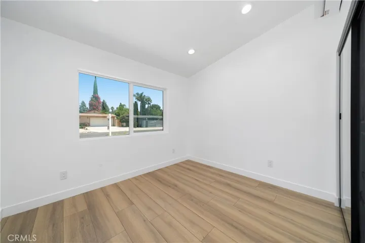 22926 Leadwell Street, West Hills, California 91307