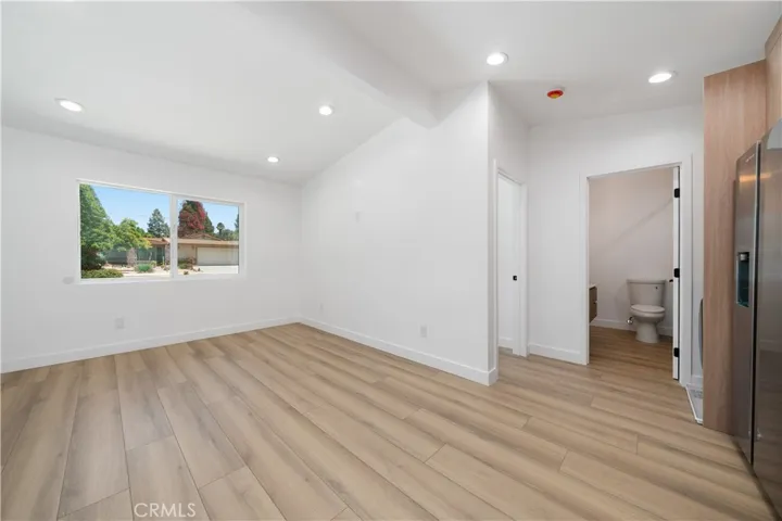 22926 Leadwell Street, West Hills, California 91307