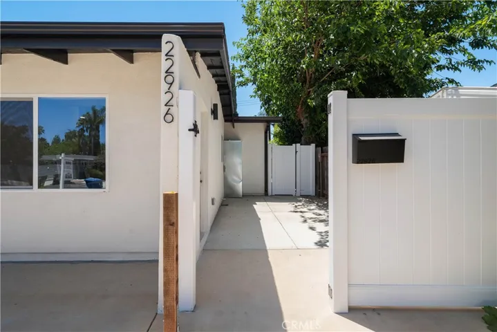 22926 Leadwell Street, West Hills, California 91307