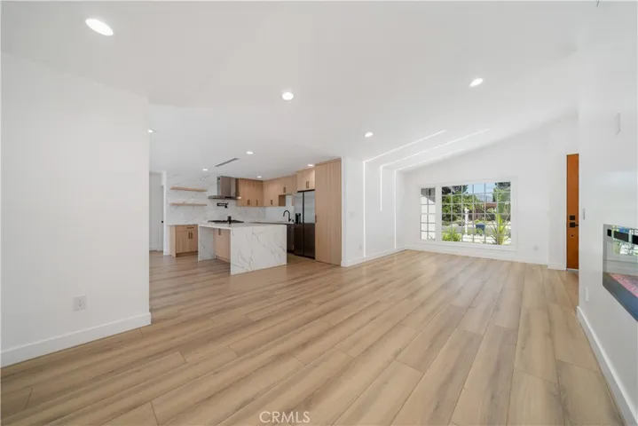 22928 Leadwell Street, West Hills, California 91307