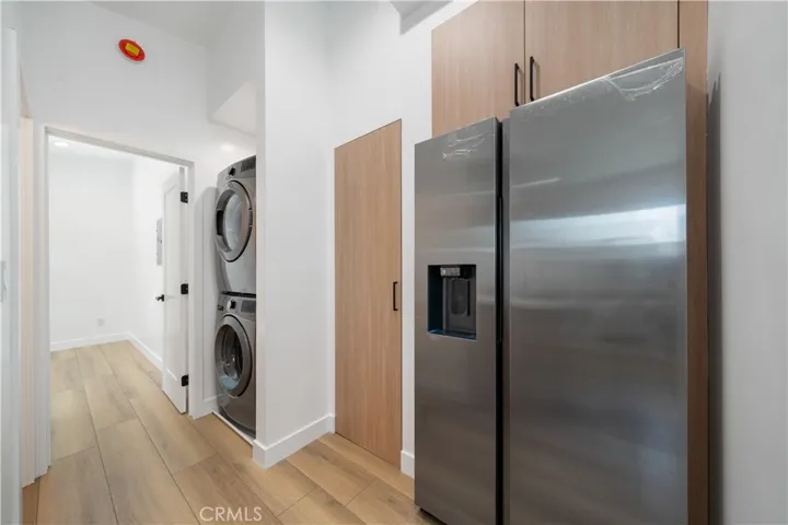 22930 Leadwell Street, West Hills, California 91307