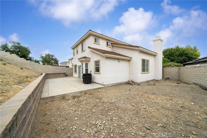 15828 Dianthus, Fontana, California 92335