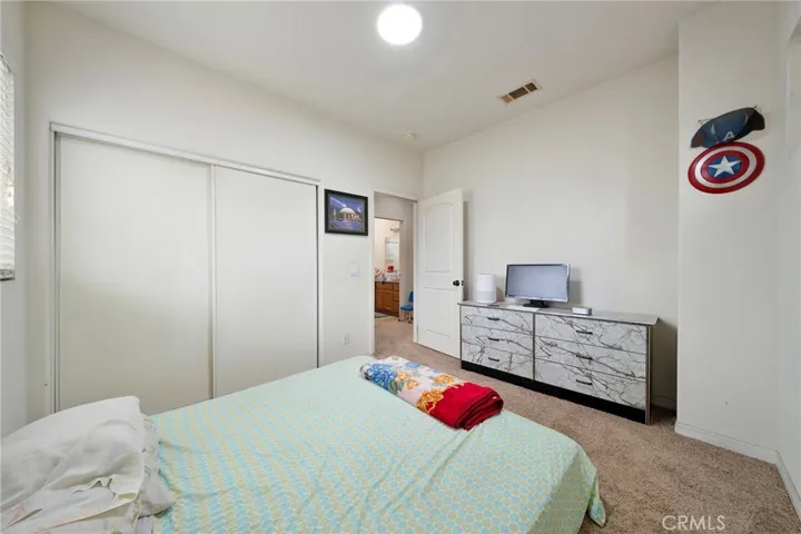 15828 Dianthus, Fontana, California 92335