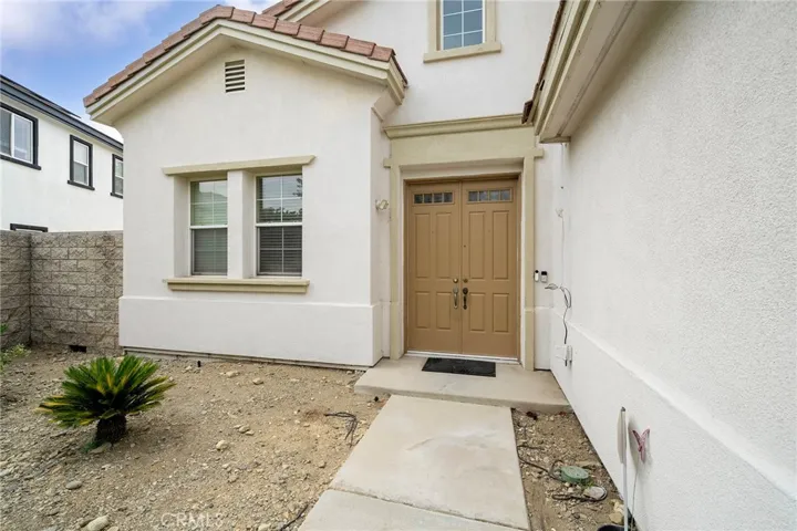15828 Dianthus, Fontana, California 92335