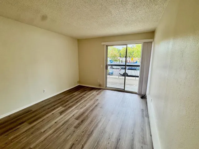 1126 Cherry Avenue 3, San Bruno, California 94066