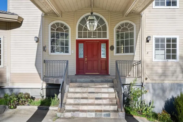 245 Heacox Road, Woodside, California 94062
