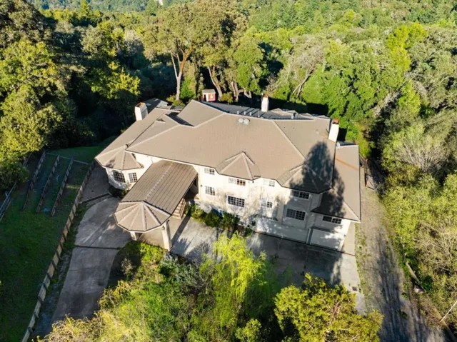245 Heacox Road, Woodside, California 94062