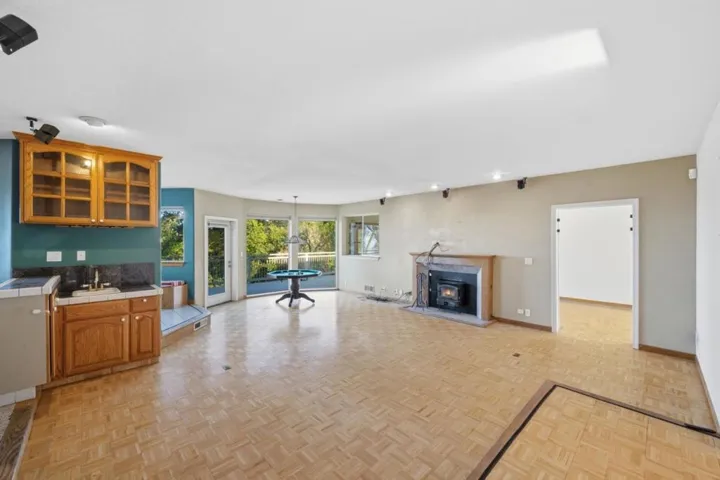 245 Heacox Road, Woodside, California 94062
