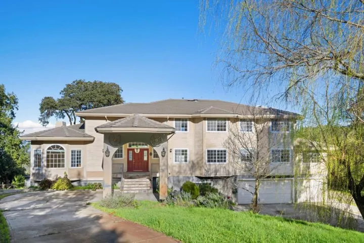 245 Heacox Road, Woodside, California 94062