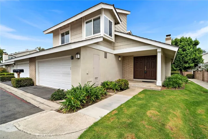 21 Cresthaven, Irvine, California 92604