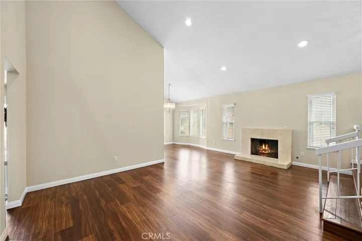 21 Cresthaven, Irvine, California 92604