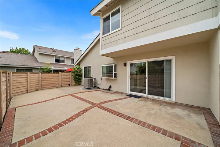 21 Cresthaven, Irvine, California 92604