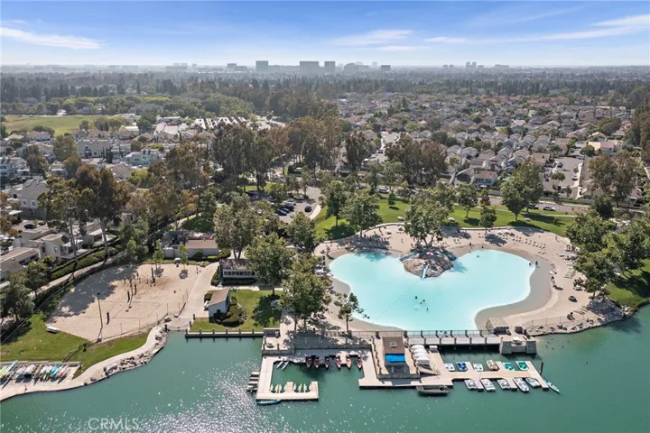 21 Cresthaven, Irvine, California 92604