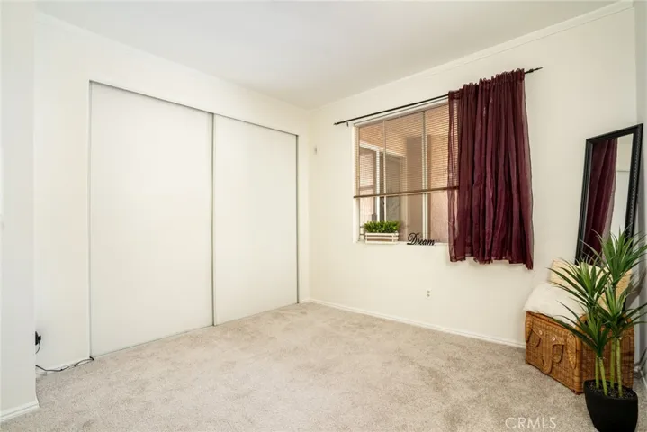 640 W 4th 315, Long Beach, California 90802