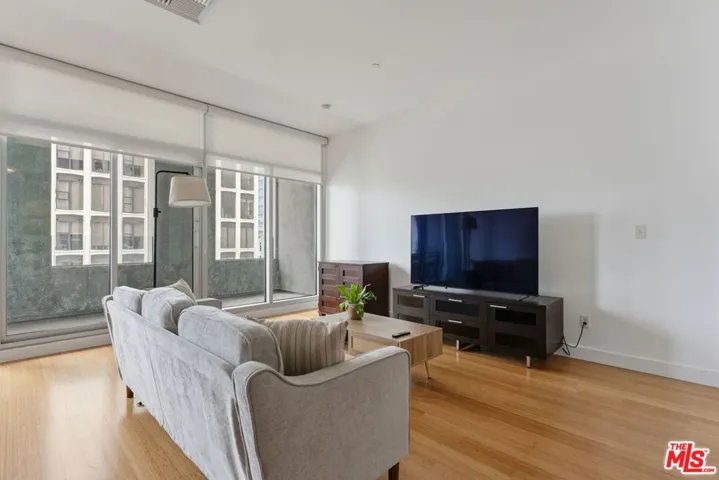 3810 Wilshire Boulevard 602, Los Angeles, California 90010