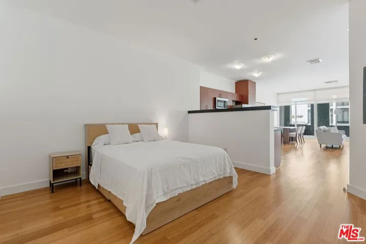 3810 Wilshire Boulevard 602, Los Angeles, California 90010