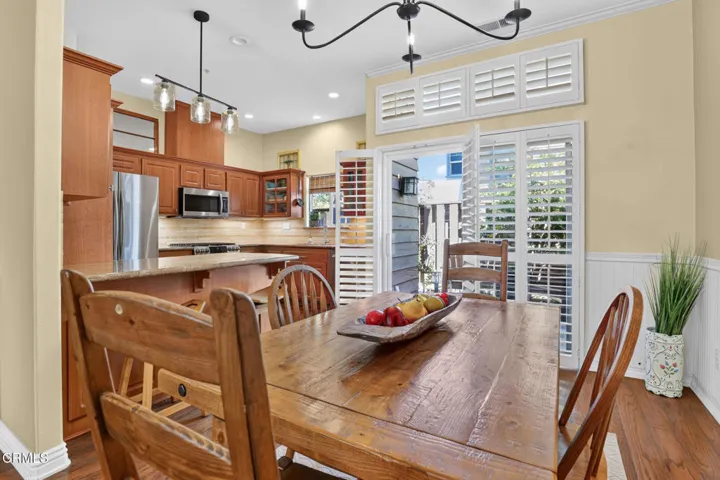19-web-or-mls-306 Alpine St_MEDIA360VR-1